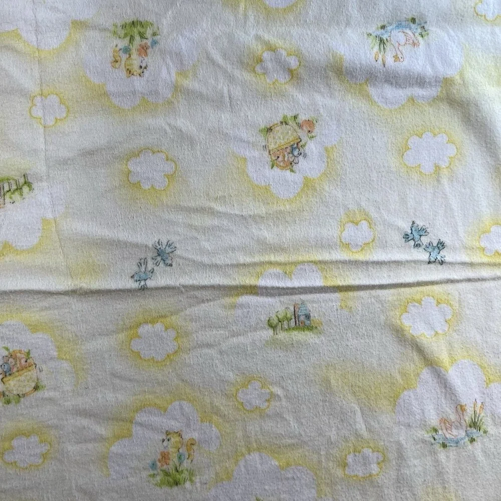 Vintage Dundee Flannel Receiving Blanket Sleeping‎ Baby Bunnies Design Cotton